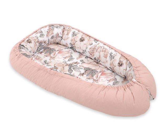 Gniazdko do spania dla niemowląt