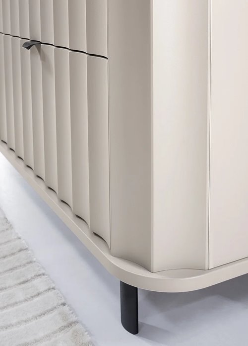 komoda biała nowoczesna do salonu