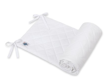 Pikowany ochraniacz do łóżeczka niemowlęcego