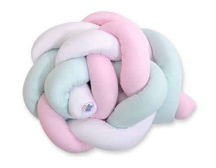 Piękna, pleciona ozdoba do pokoju maluszka.